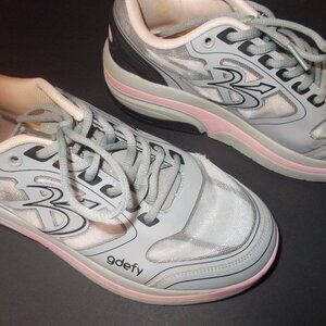 Women's Gdefy athletic shoes, size 8.5